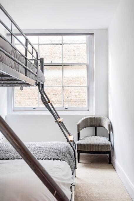 Apartament Penthouse Loft With Roof Terrace Not For Events Or Parties