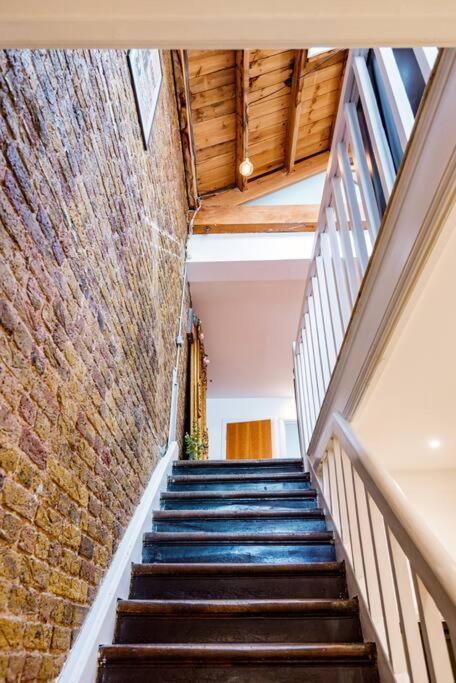 Penthouse Loft With Roof Terrace Not For Events Or Parties Londra