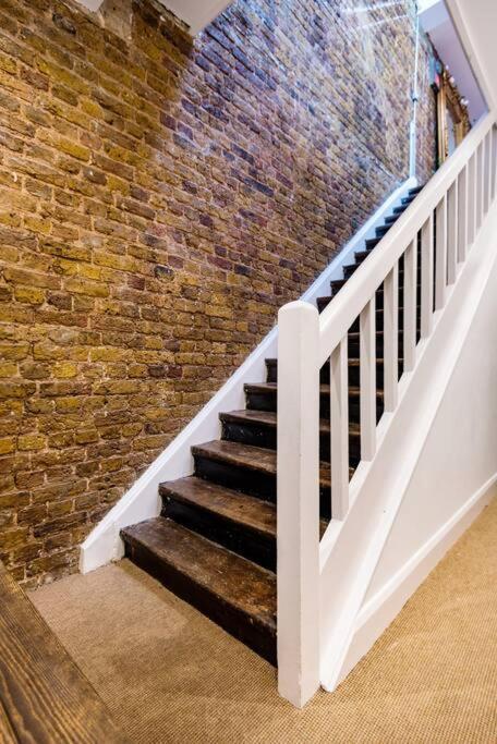 Penthouse Loft With Roof Terrace Not For Events Or Parties Apartament Londra
